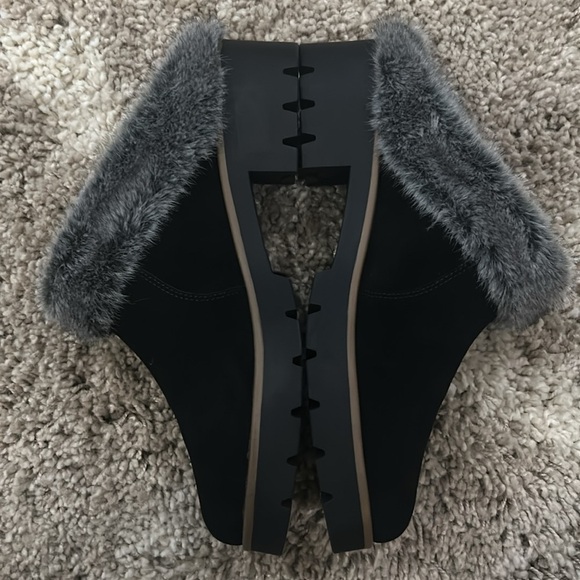 Blondo Waterproof Fur-Lined Slip-On Shoes Black Winter Comfort 9.5 - Picture 9 of 12